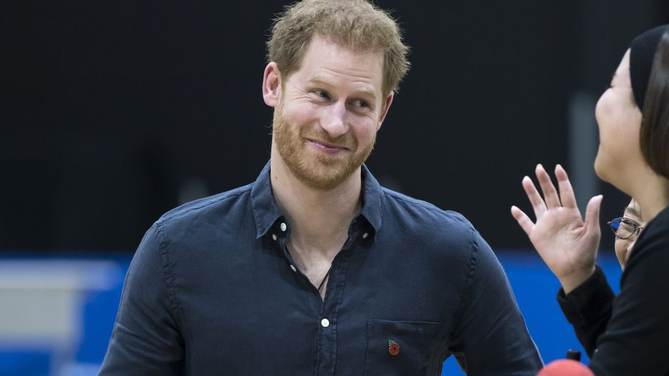 The Duke Of Sussex Visits Japanese Para-Athletes In TokyoTOKYO, JAPAN - NOVEMBER 02: Prince Harry, Duke of Sussex speaks to a boccia athlete as he visits the Nippon Foundation Para Arena on November 02, 2019 in Tokyo, Japan. Prince Harry, a patron of the Rugby Football Union, is visiting Japan for the first time to attend the 2019 Rugby World Cup Final between England and South Africa. (Photo by Tomohiro Ohsumi/Getty Images)Tomohiro Ohsumibestof,topix