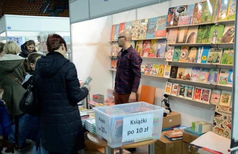 Lokaty nie dają zarobić, więc Polacy  coraz chętniej inwestują alternatywnie