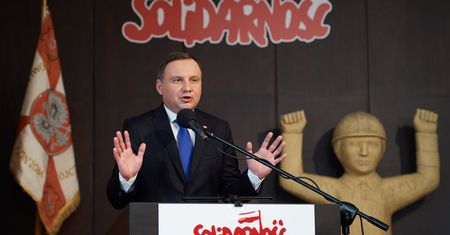 Prezydent Duda: chcemy, by Polacy mogli żyć godnie pod względem materialnym