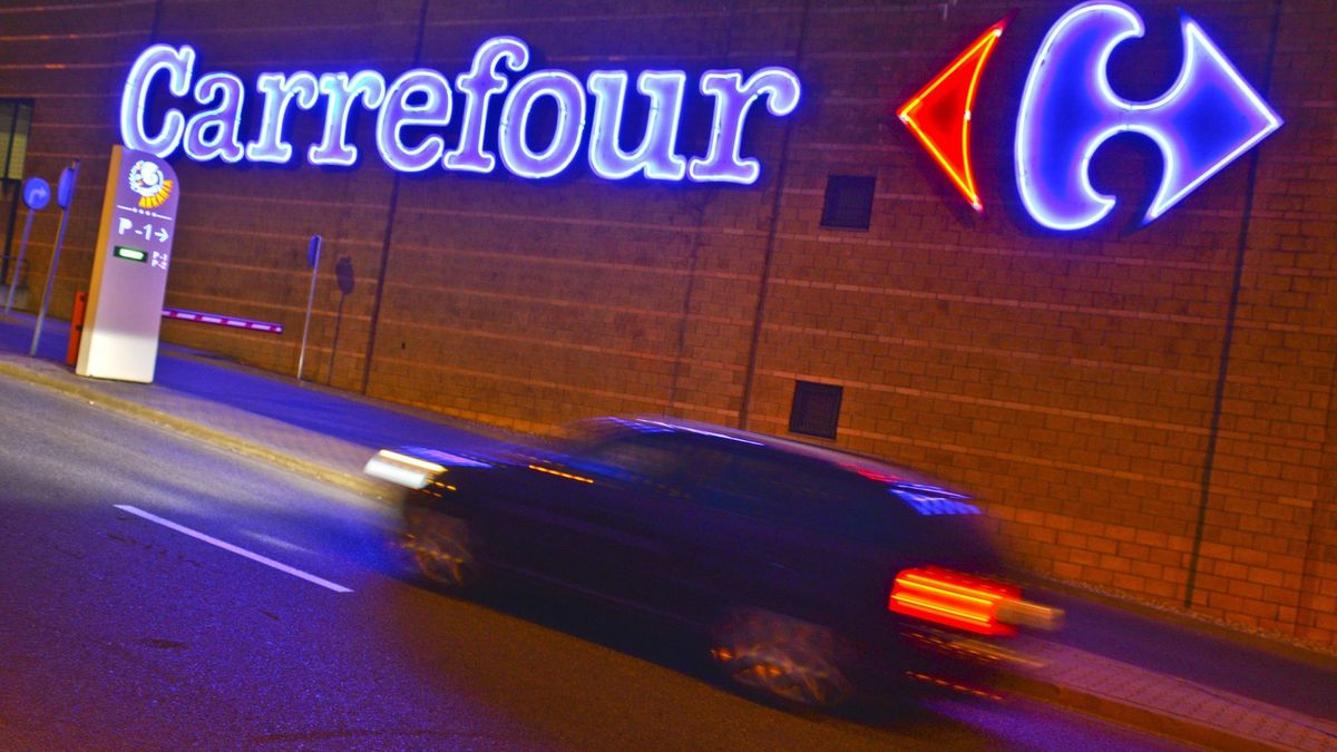 Do 2022 roku Carrefour chce m.in. zaoszczędzić 2 mld euro.