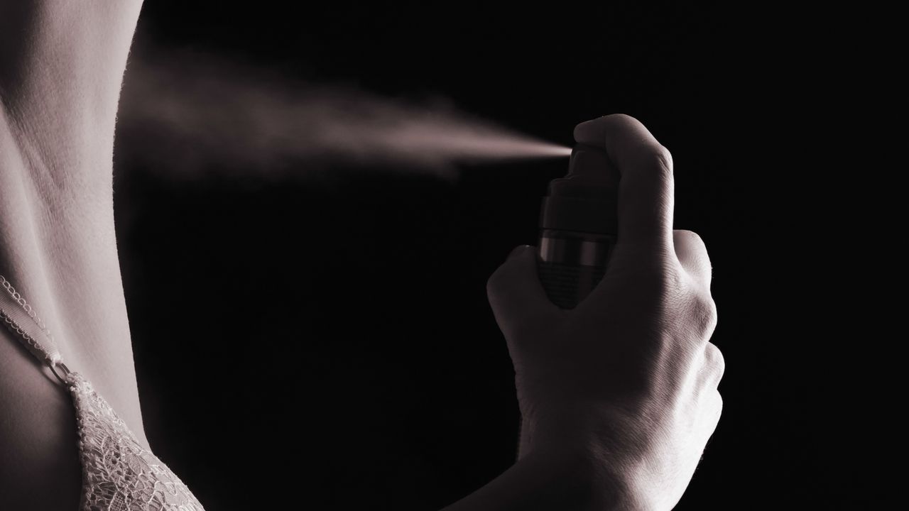 Dezodorant chroni najlepiej używany o odpowiedniej porze. Sprawdź, czy robisz to właściwie (WIDEO)