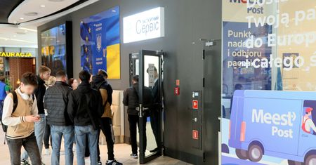 Blisko 100 tys. młodych wyjechało z Ukrainy po zmianie przepisów