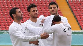 Mundial 2018. Salah nie mógł nałożyć koszulki. Musieli pomagać koledzy