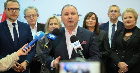 "Nie wierzę". Szef lubelskiej PO miał zbierać na kaucję dla Palikota