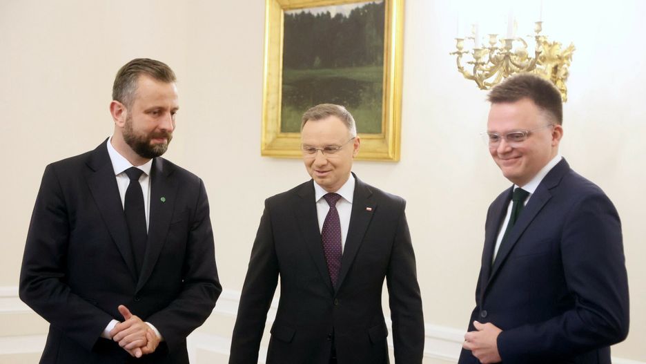 Konsultacje ws. nowego rządu w Pałacu Prezydenckim. Liderzy Trzeciej Drogi na spotkaniu z Andrzejem Dudą.
