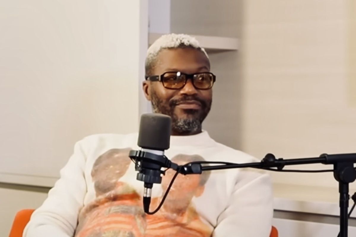 Djibril Cisse w rozmowie z dziennikarzem