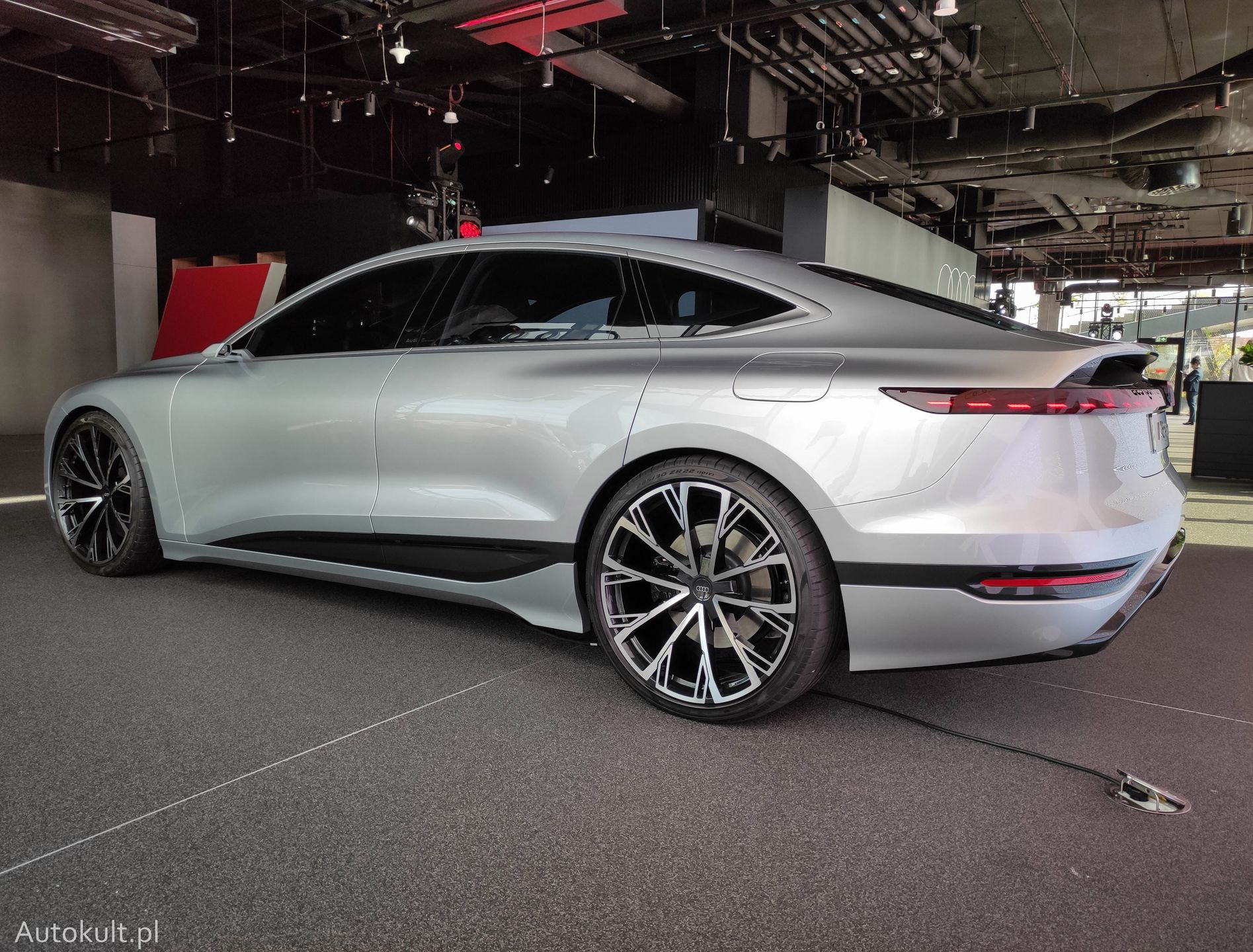 Audi A6 e-tron concept