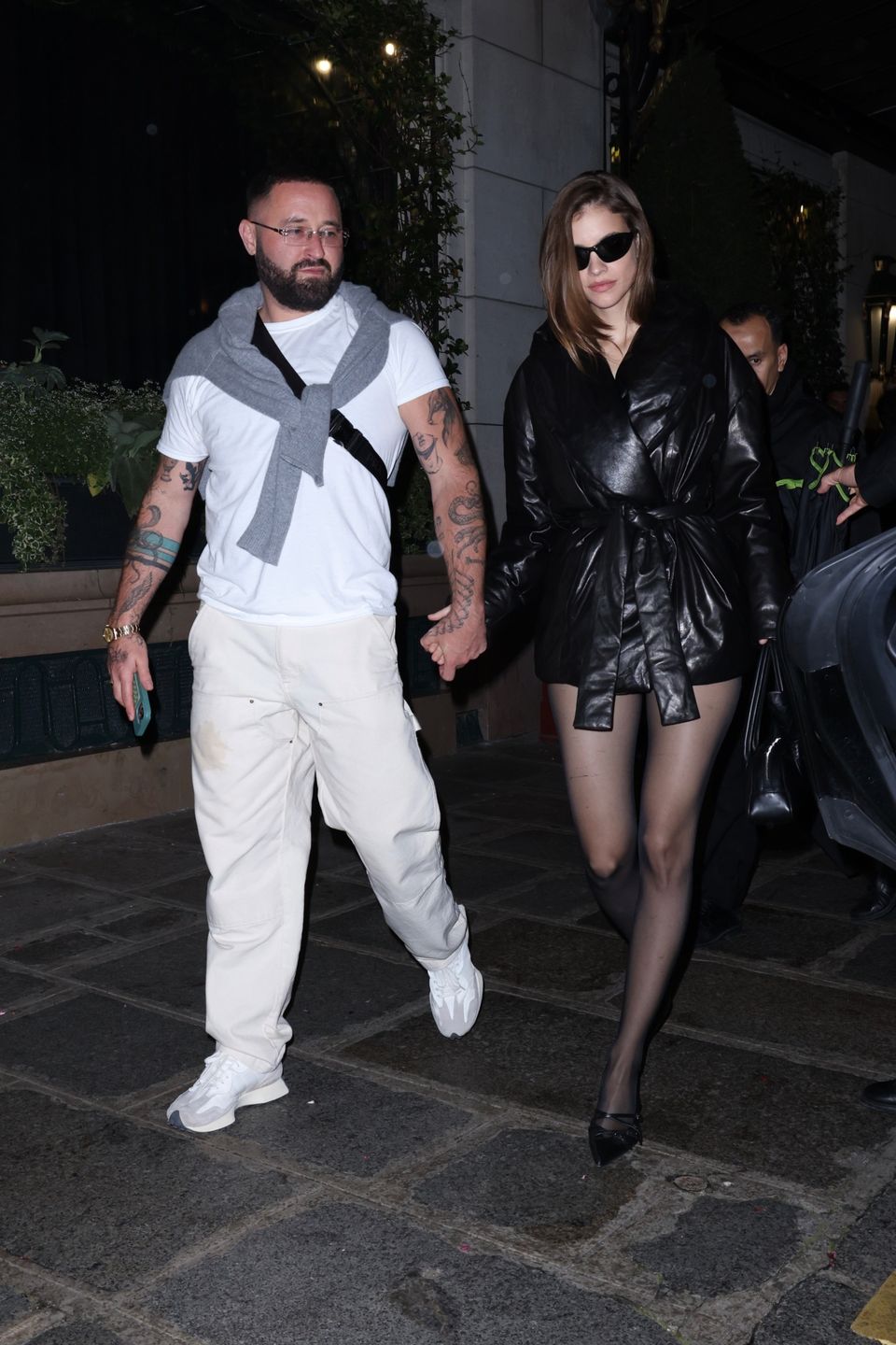 Barbara Palvin steps out in elegant black ensemble for Lila Moss's birthday party in Paris
ALEXJR / BACKGRID / Backgrid USA / Forum
Barbara Palvin, Lila Moss, Model, Birthday Party, PFW, Black Ensemble, Elegant, Le Bristol Hotel, Style, Fashion, Black Coat, Black Heels, Night Out, Black Sunglasses, Paris