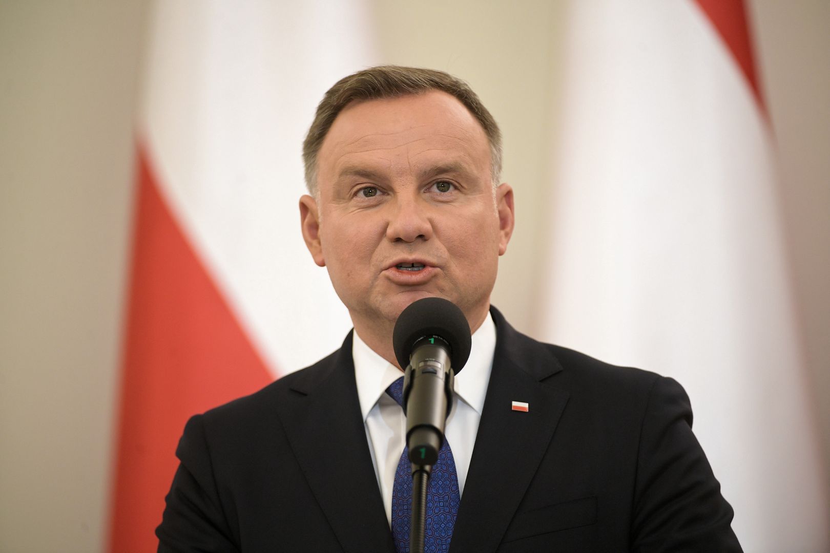 Prezydent Duda krytykuje instytucje UE: Naruszają prawo traktatowe