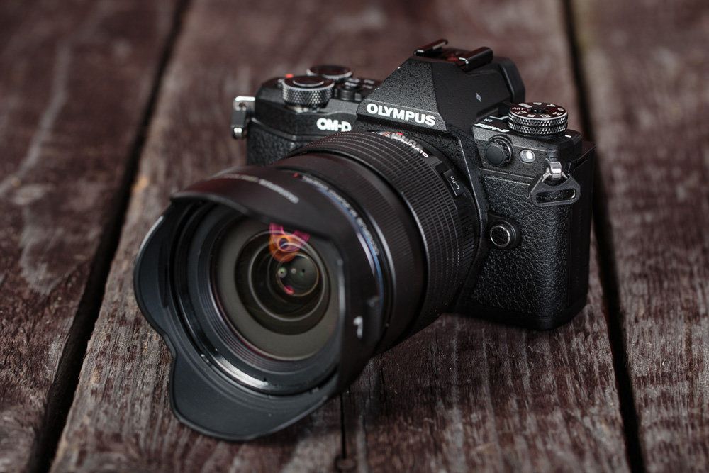 Olympus OM-D E-M5 II