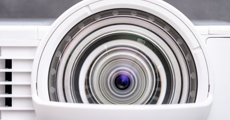 Ricoh PJ X4241N - krótki rzut w rozdzielczości XGA