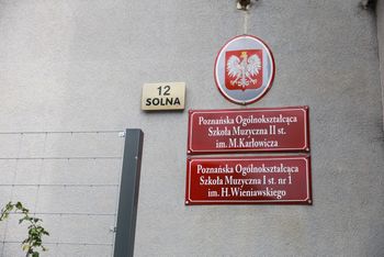 Konflikt w poznańskiej szkole muzycznej. Nauczyciele twierdzą, że zostali niesłusznie zwolnieni