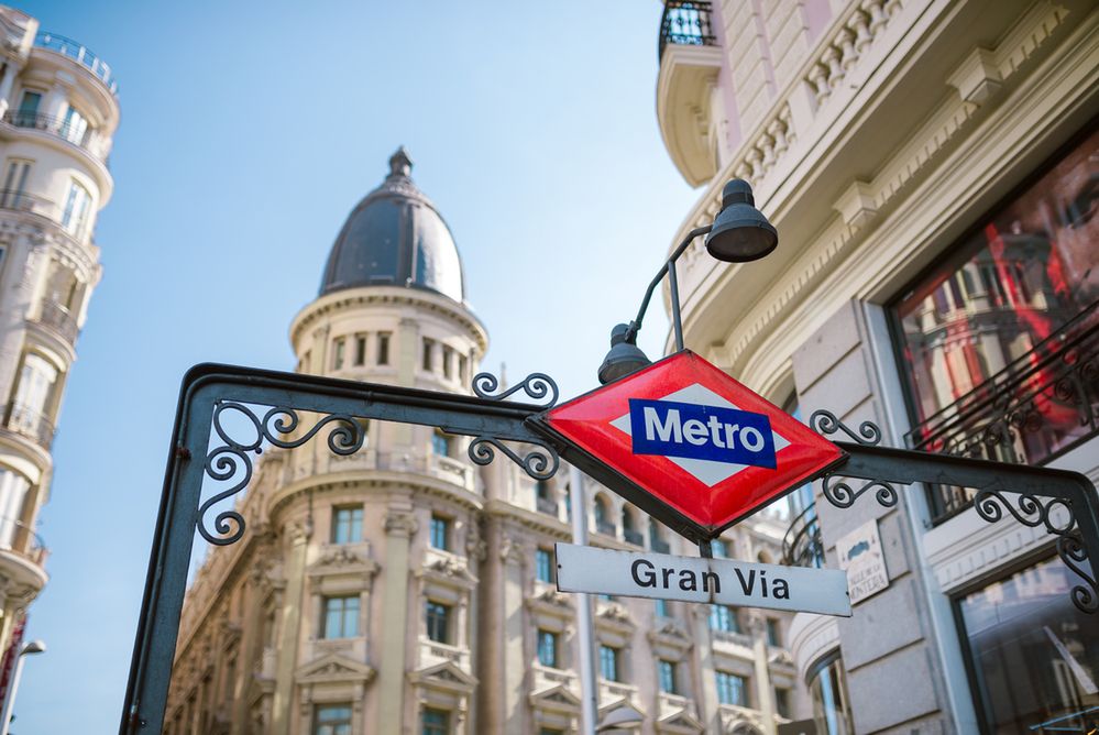 Madryt – w metrze pojawili się „upychacze” ludzi