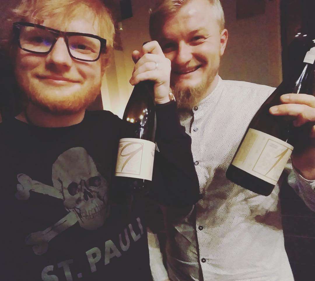 Ed Sheeran na wakacjach w Krakowie. Wstąpił do krakowskiego Starego Kleparza