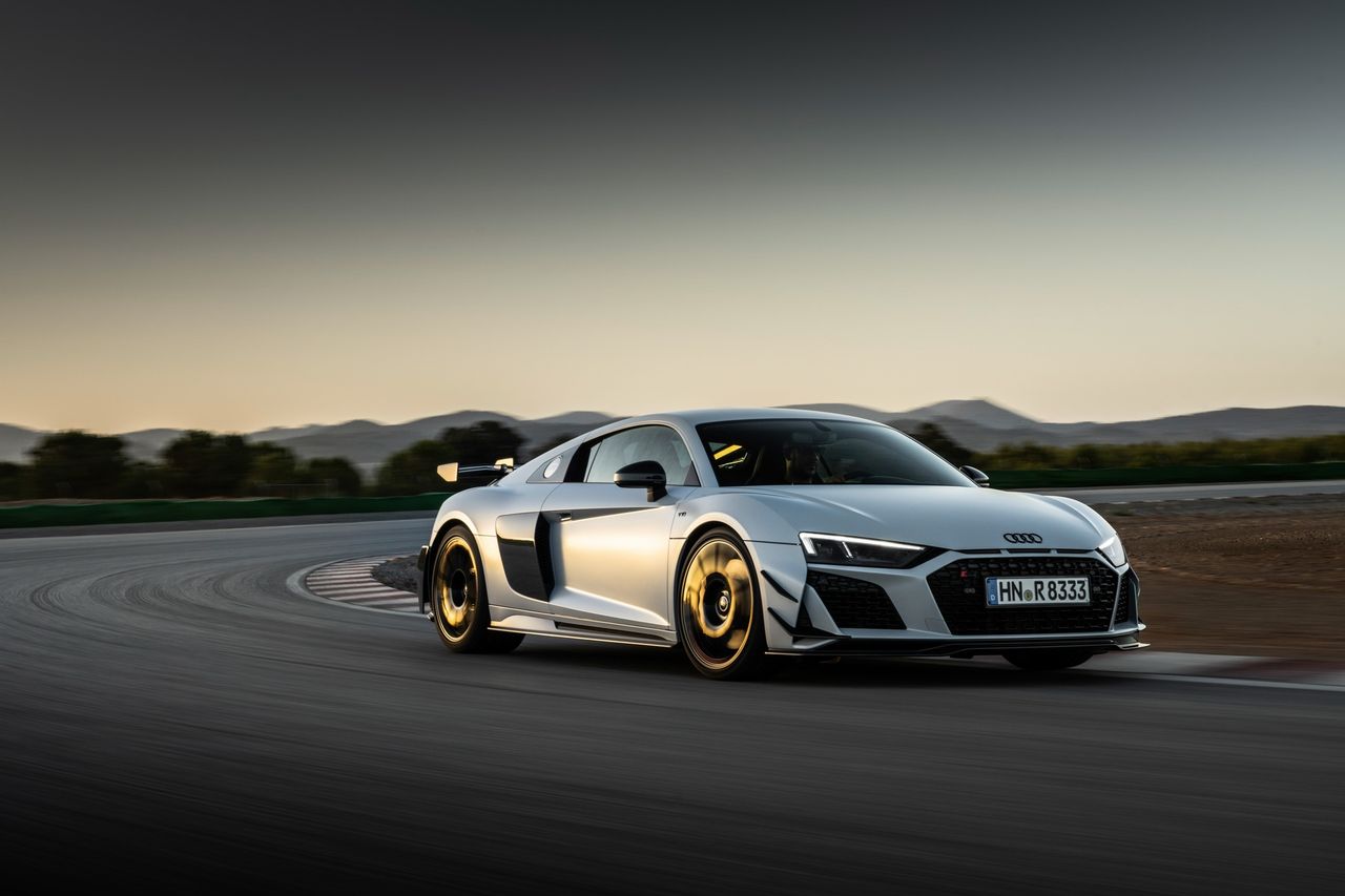 Audi R8 Coupe V10 GT RWD