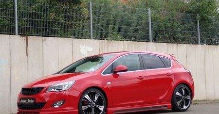 Za, a nawet przeciw – Senner Astra 1.4 Turbo (2011)
