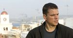 ''Behind the Candelabra'': Matt Damon namiętnie całuje Michaela Douglasa