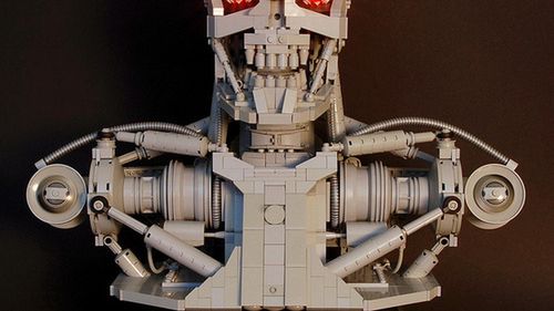 Popiersie terminatora wykonane z klocków LEGO 1