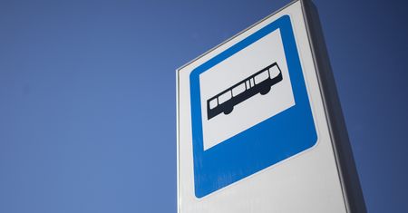 Warszawa. Od poniedziałku zawieszone linie szkolne