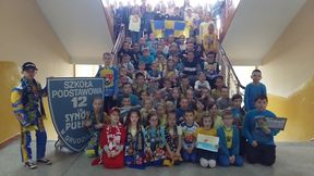 "Panie Tomku kochany, my o panu pamiętamy". Dzieci składają życzenia Tomaszowi Gollobowi