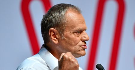Tusk zwrócił się do mediów rządowych. "Niech wreszcie podadzą informacje"