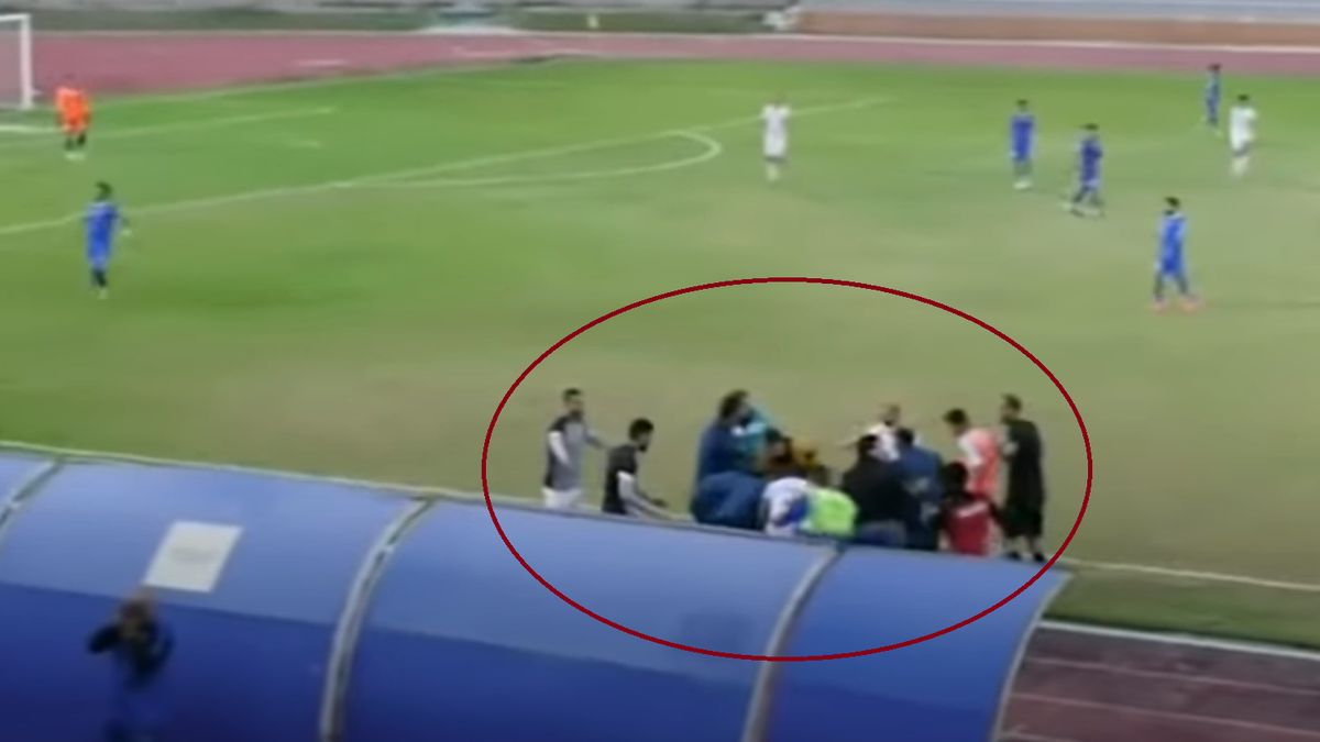 Zdjęcie okładkowe artykułu: YouTube /  / Tragedia podczas meczu 2 ligi egipskiej