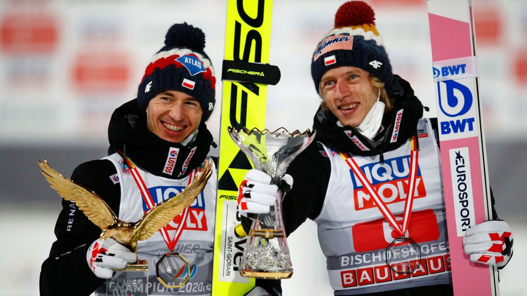 Kamil Stoch (L) i Dawid Kubacki (P)