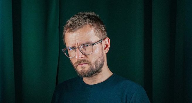 Karol Paciorek usunął odcinek z Sebastianem Fabijańskim