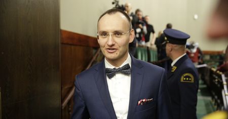 Apel Rzecznika Praw Dziecka. Mikołaj Pawlak do nauczycieli: podnieśmy dzieciom oceny