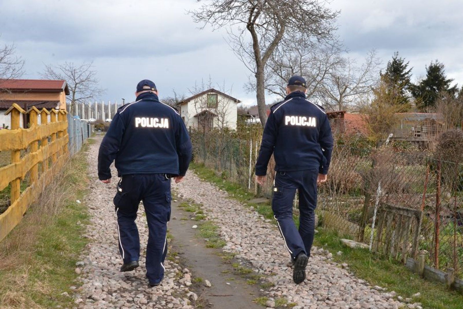 Tak wybierają, kogo okraść. Policja ostrzega na koniec sezonu