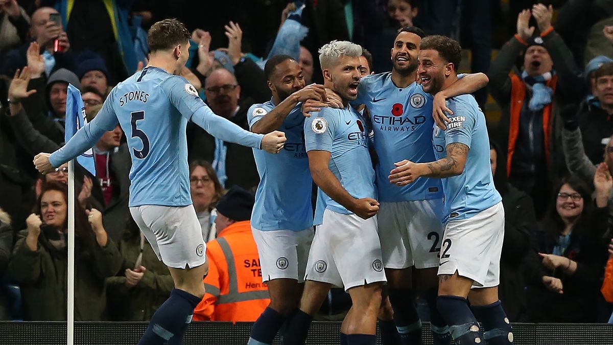 PAP / Nigel Roddis / Na zdjęciu: piłkarze Manchesteru City