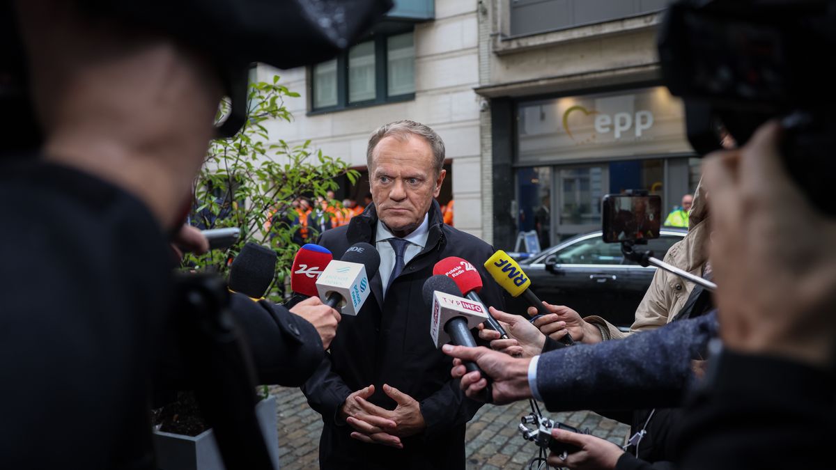 Donald Tusk, former president of the European Union (EU) and leader of Poland's Civic Coalition, with members of the media after meeting leaders from the European People's party in Brussels, Belgium, on Thursday, Oct. 26, 2023. Tusk's top priority is to fix frayed relations with Brussels and unlock access to funds frozen by the EU over the outgoing cabinet's rule of law infringements. Photographer: Simon Wohlfahrt/Bloomberg via Getty Images