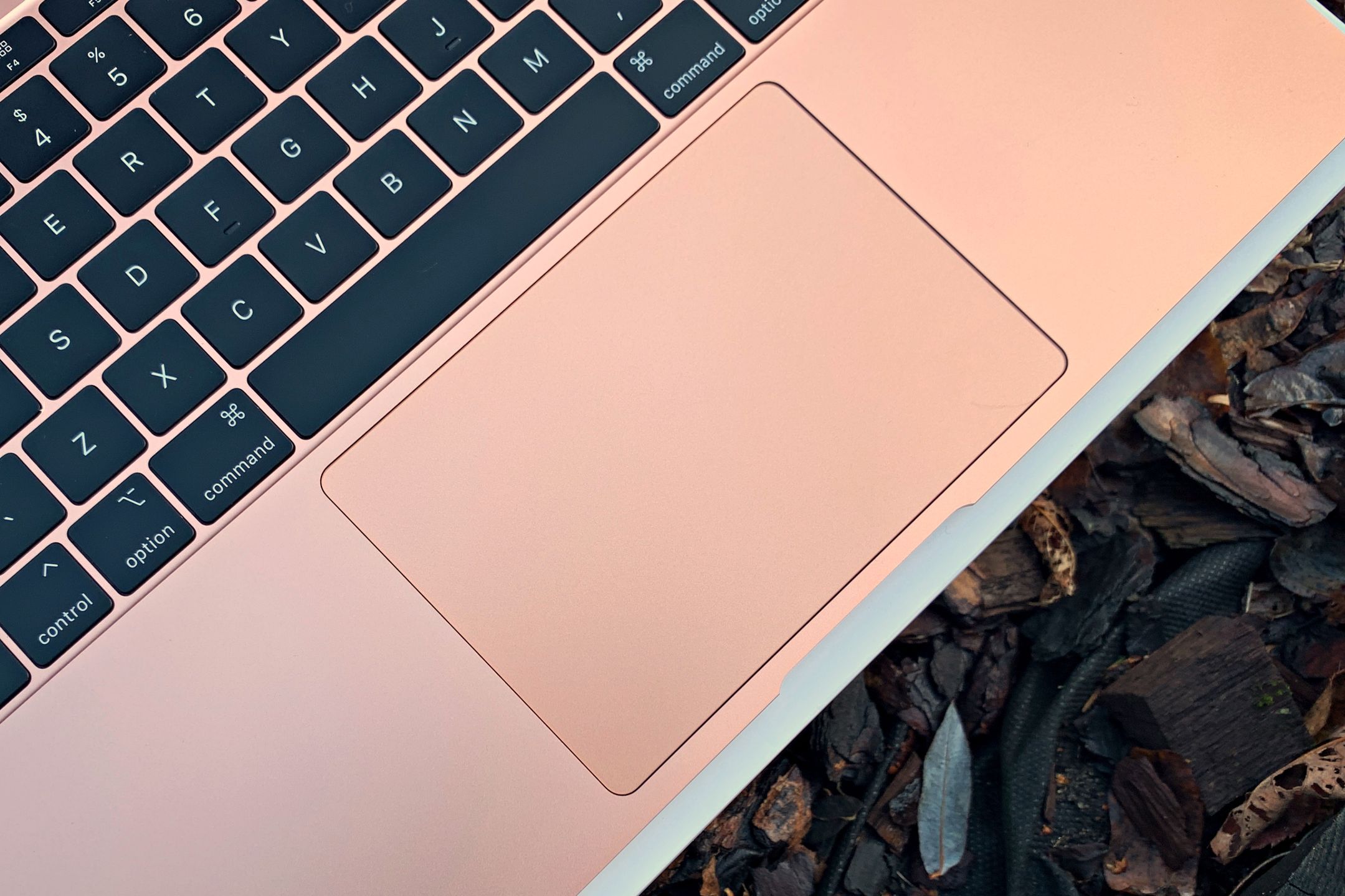 Test MacBooka Air 2018 – sprawdziliśmy, czy warto kupić laptopa za prawie 6000 zł 14