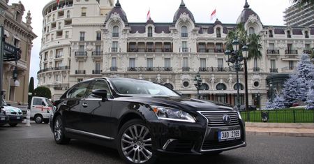 Lexus LS