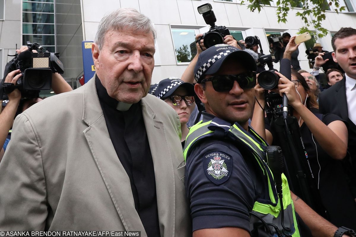 Kardynał George Pell winny pedofilii. Były współpracownik papieża Franciszka może spędzić 50 lat w więzieniu