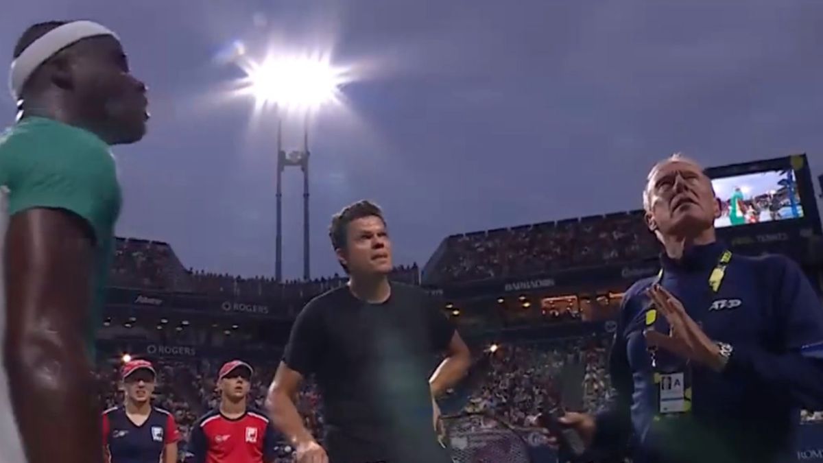 Twitter / Tennis TV / Tiafoe i Raonić wdali się w dyskusję z arbitrem