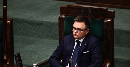 "Na moich warunkach". Hołownia odpowiada Kamińskiemu i Wąsikowi