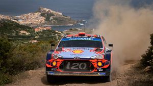 WRC: Dani Sordo na czele Rajdu Sardynii. Organizatorzy musieli odwołać jeden z oesów