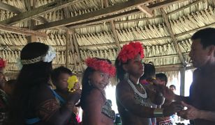Tak żyją prawdziwi Indianie. Odwiedziliśmy plemię Embera 