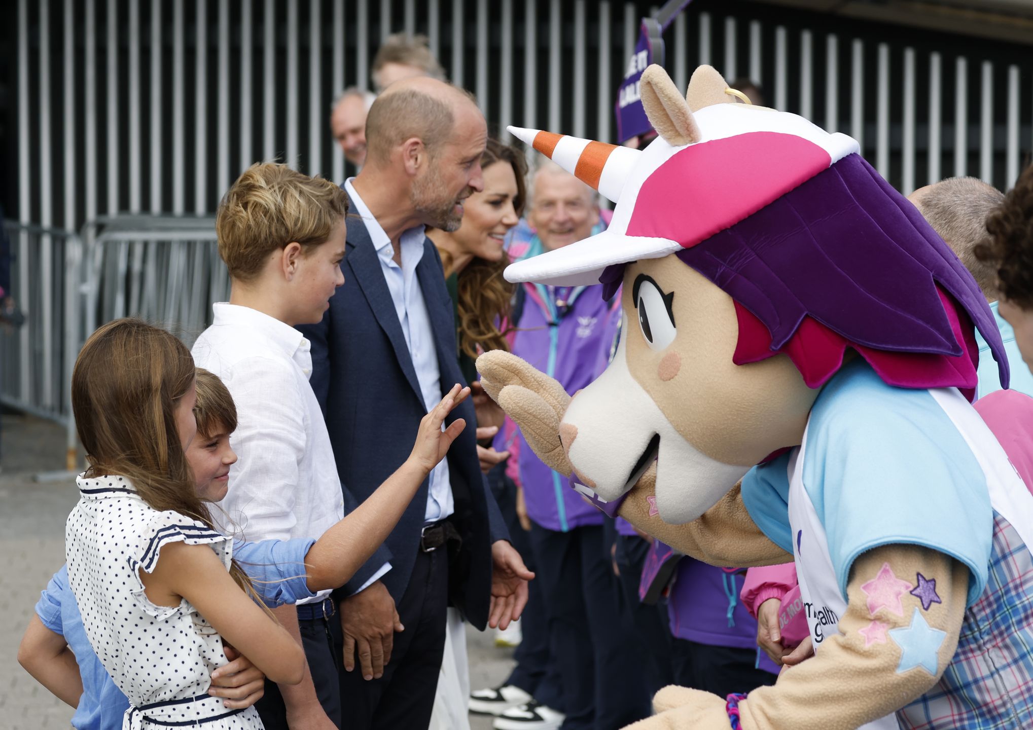 Księżna Kate i książę William z dziećmi 