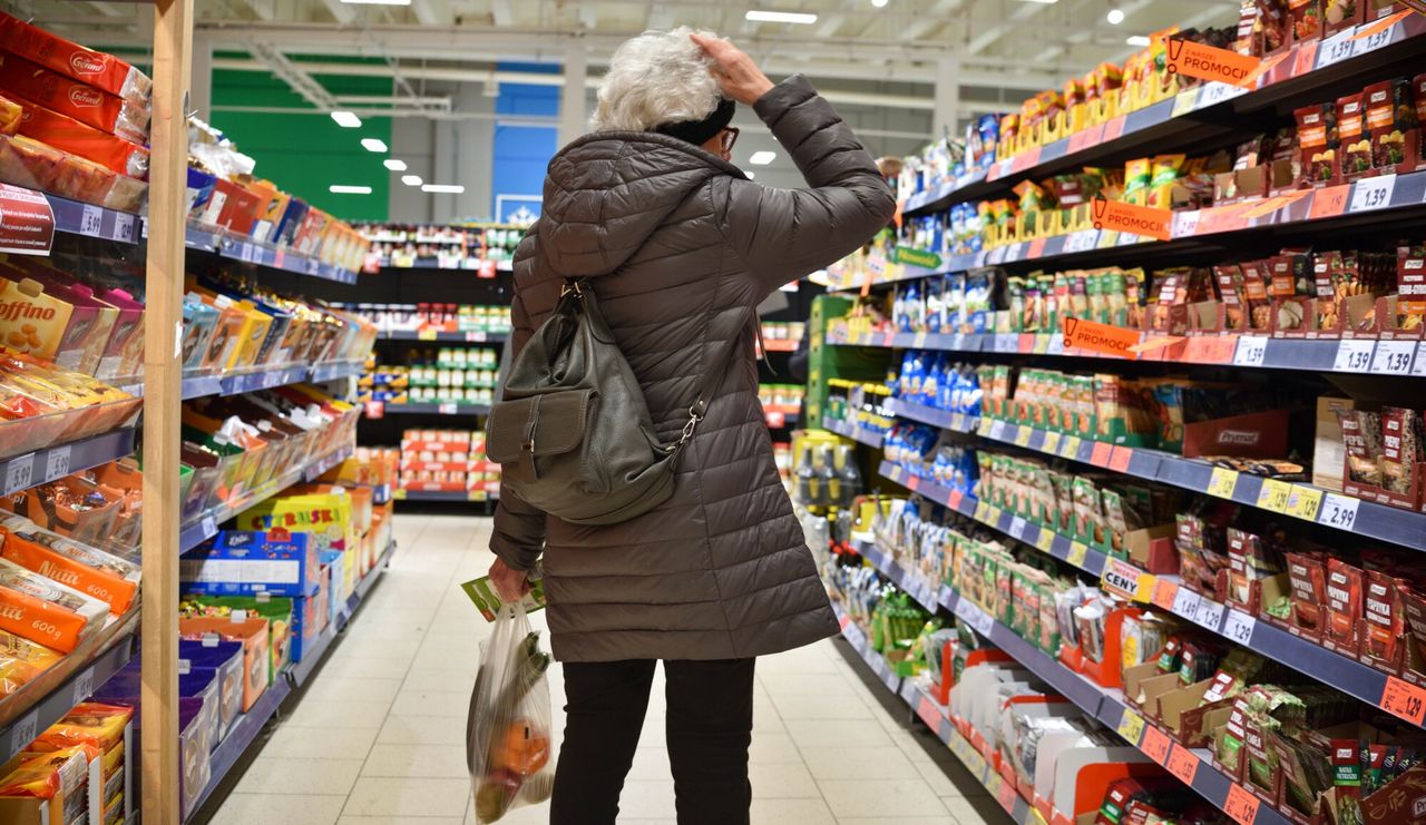 Mniej masła, mięsa i alkoholu. Tak szukamy oszczędności