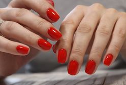 Czerwień idzie w odstawkę. Nowy manicure na jesień już jest hitem