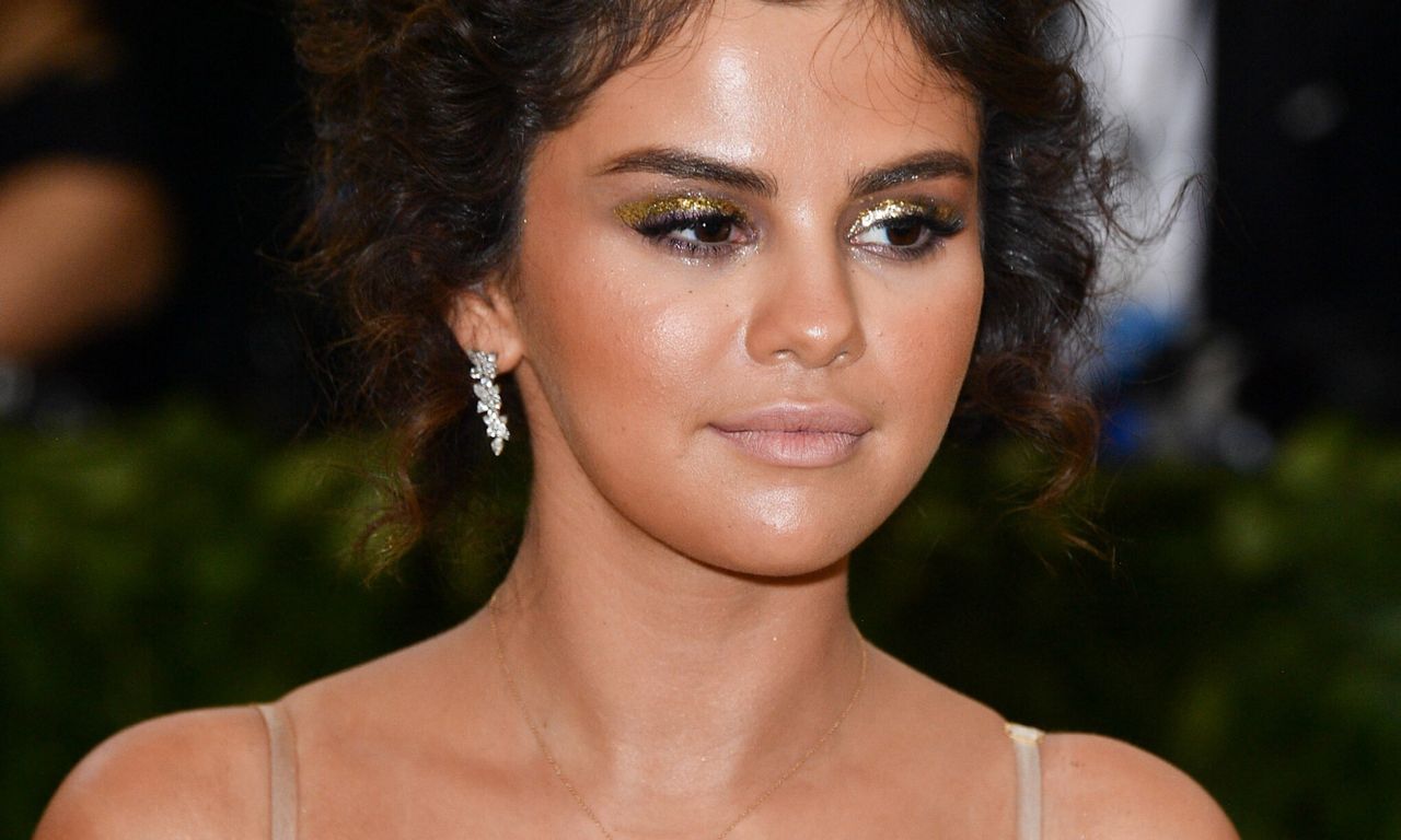 Selena Gomez pokazała się bez makijażu. Gwiazda wraca do siebie