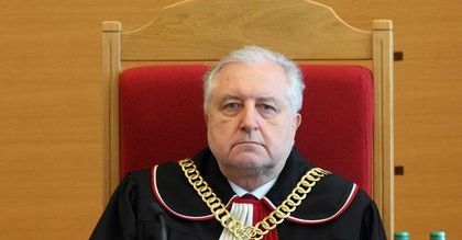 Nie 160 tys. zł, a ponad 300 tys. zł. Oto odprawa prof. Andrzeja Rzeplińskiego
