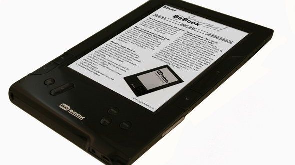 Czytnik ebooków BeBook 2 z dotykowym ekranem na CeBIT 1