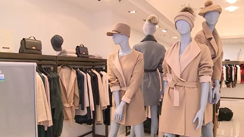 Aby zimą wyglądać stylowo i kobieco koniecznie wybieraj ubrania z wełny i kaszmiru 