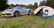 Porsche 911 na kempingu. Kabrioletem za milion złotych pojechałem pod namiot