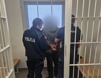 Specjalnie blokował numer alarmowy 112. Trafił za kratki