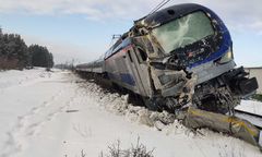 Grajewo. Pociąg Intercity zderzył się z cysterną. Spore utrudnienia