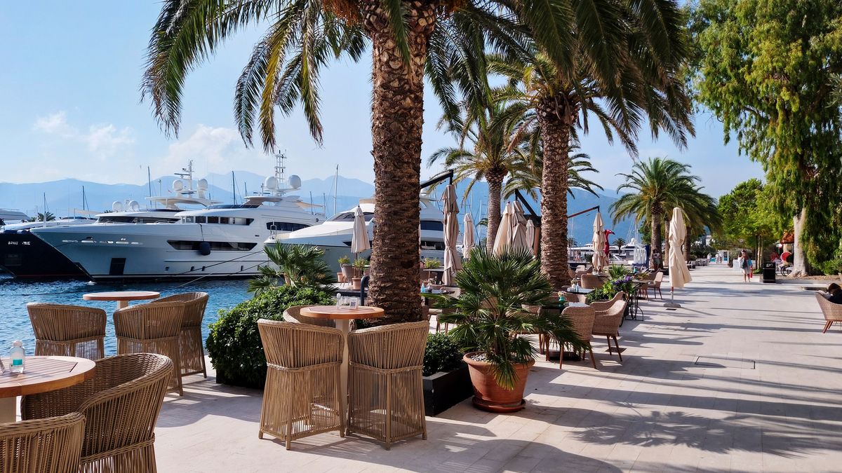 Przystań Porto Montenegro w Tivacie